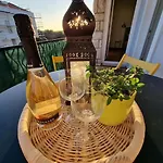 Chi Chi Appartement *